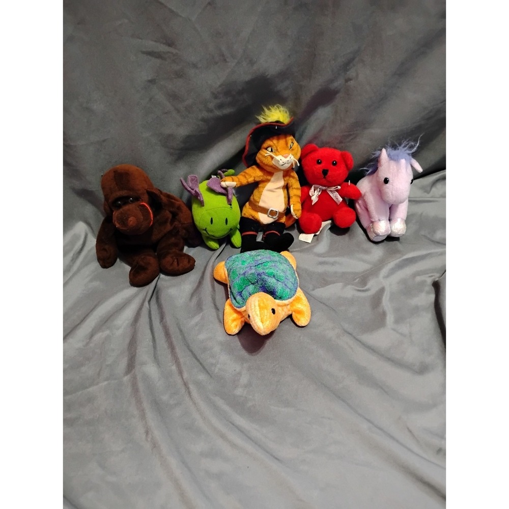 Mix Stuffed Animals Lot Of 6 Gorilla, Turtle, Bear,  Fly, Unicorn, Puss In Boots
